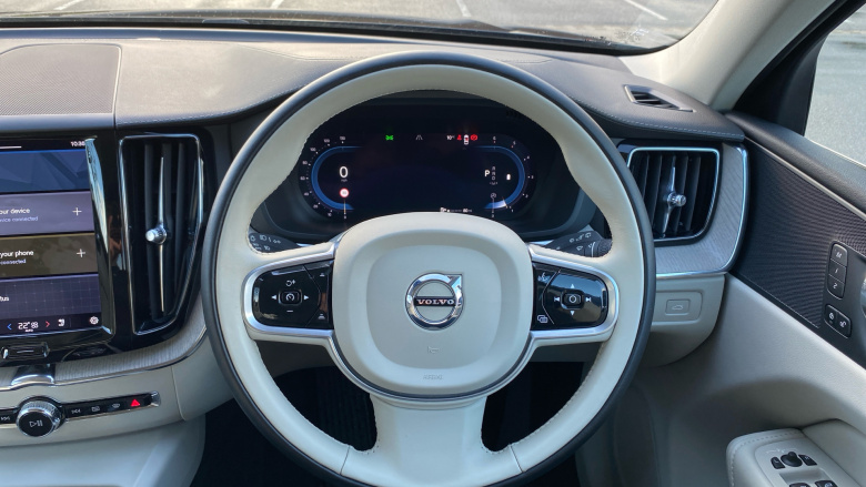 Volvo Xc60 2.0 B4D Inscription 5dr AWD Geartronic Diesel Estate